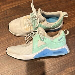 Nike Air Tennis Shoes